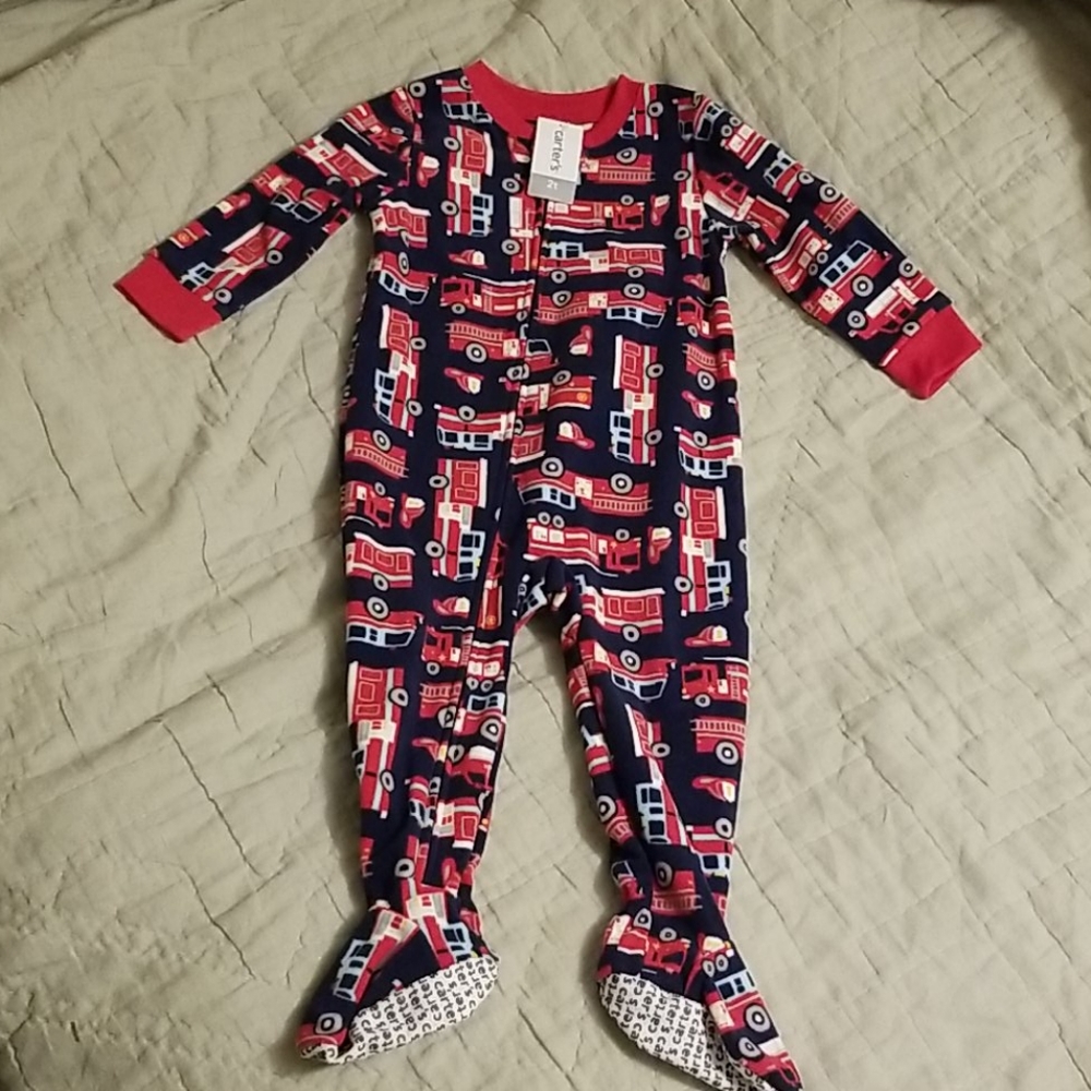 NWT Carter's boys fleece pajamas firetrucks 2T